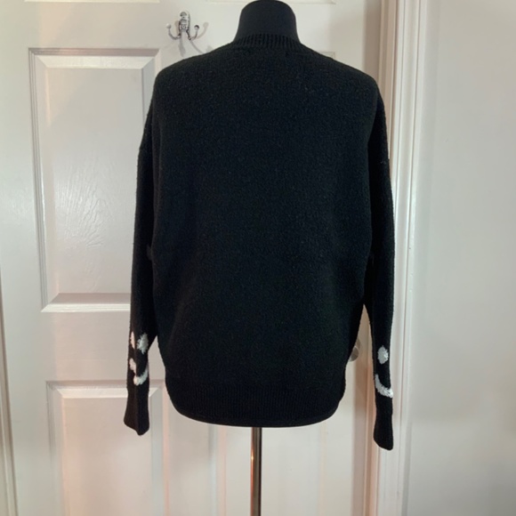 Smile Long Sleeve Smiley Face Black Sweater Size S/M - Picture 5 of 9